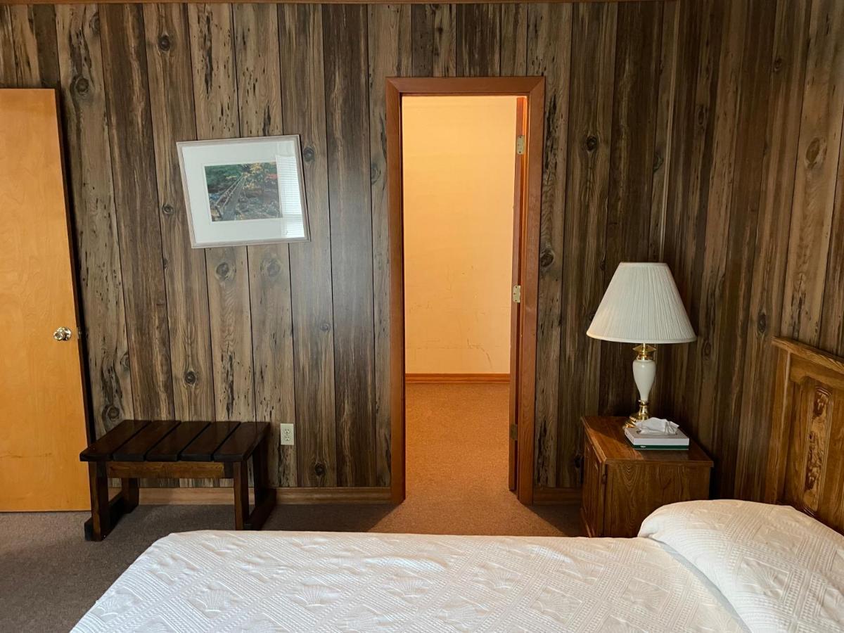 Pine Valley Motel Spruce Pine Exterior foto